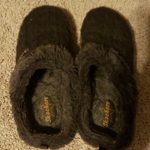Skechers Shoes - Skechers slip on fur lined knit shoe